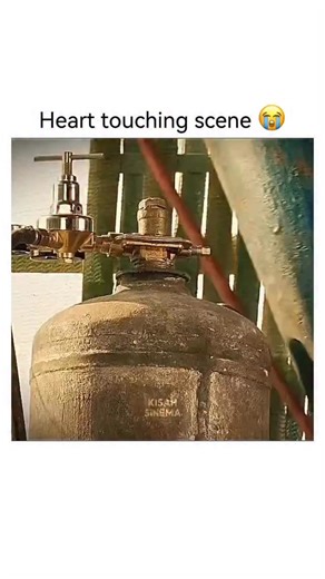 magic_world_trend on Instagram: "Attribute Information Title CJ7 (2008) Director Stephen Chow Main Cast Stephen Chow (Ti), Xu Jiao (Dicky), Kitty Zhang (Ms. Yuen) Genre Sci-Fi, Family, Comedy, Drama IMDb Rating 6.4/10 Rotten Tomatoes 49% (Critics) / 61% (Audience) Short Summary Ti (Stephen Chow) is a struggling construction worker who lives in a derelict hovel but works himself to exhaustion to pay for his son Dicky's (Xu Jiao) elite private school. After Ti finds a strange green ball at a junky