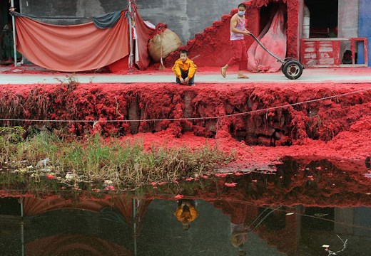 Cost of Color: Textile Dyeing Industry Polluting Asian Rivers