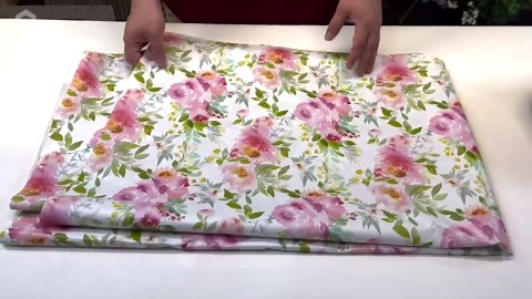 Everyone will be buying Walmart balls after seeing this stunning idea!