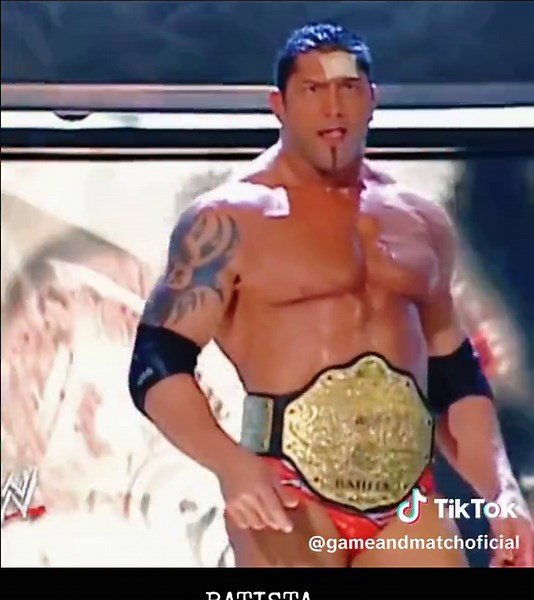 Batista World Heavyweight Champion Entrance | WWE Raw 2005