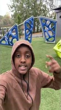 How to curve a soccer ball ⚽️