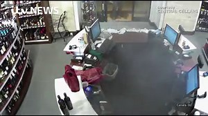 189K views · 1.2K reactions | This is the moment an e-cigarette explodes in a man's pocket, leaving him badly burned. Otis Gooding is expected to have surgery after the incident in New York. | ITV News | Facebook