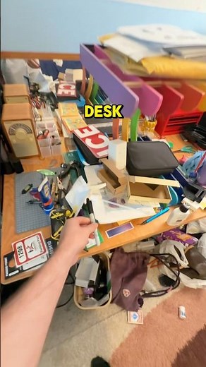 How to clean your desk 😊