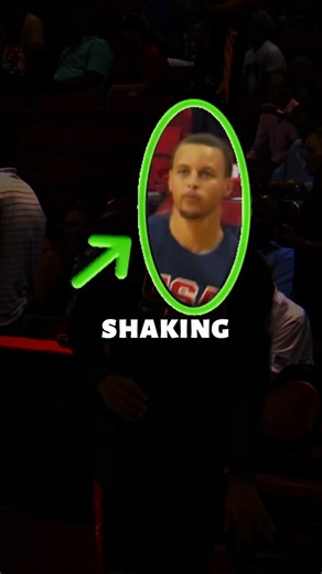 Why is Curry Shaking His Head? 🤔🏀 #shorts#Basketball