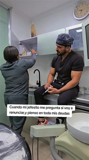 Ella solo piensa en sus deudas🤣🤣#viralvideo #odontologo #fyp #humortiktok #asistentedental