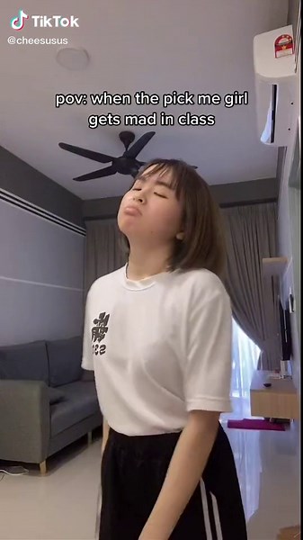 Stomping Feet: Reacting to the Pick Me Girl in Class