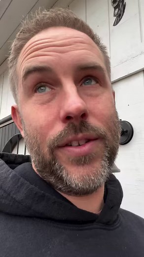 Snuggles with Sprinkles! 🥰🫏 #fluffyfeatherfarm #farm #farmlife #farmanimals #cute #babyanimals | Fluffy Feather Farm