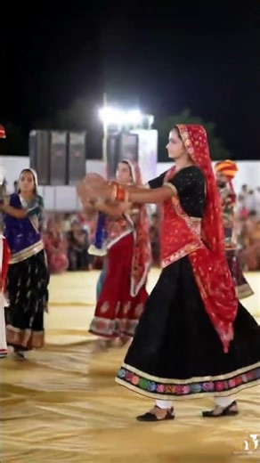 💃✨ Rajasthani Garba Dance | Men & Women Celebrating Tradition 🌸🎶#garba