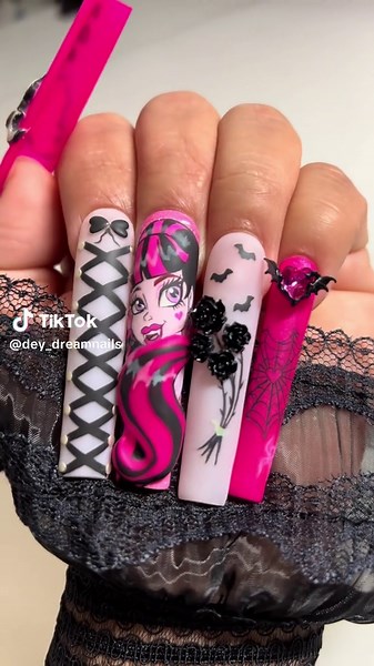 Creative Monster High Nail Art Inspiration