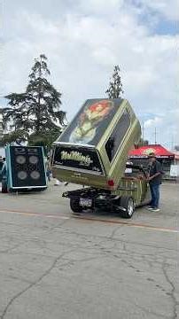 ‘Poison Ivy’ LOWRIDER MINI TRUCK BED DANCING! Tilting & Spinning at the Grand National Truck Show!