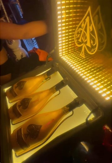 Discover the Best Nightclub in Chicago: Tao