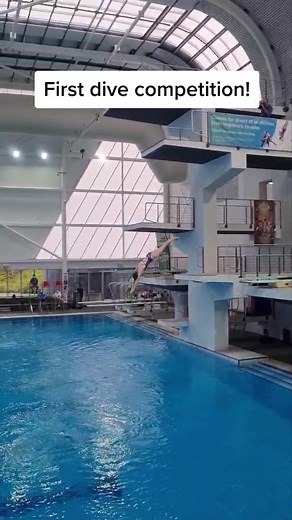 Exciting Springboard Diving Competition