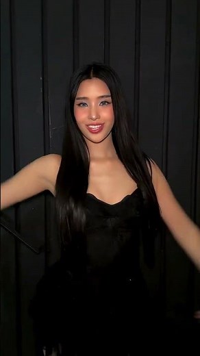 Do read me like the emoji 🥳😍😊 #katseye #kpop