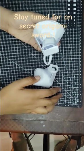 Origami grenades #yt #diy #homemadepapercraft #artandcraft #ytshorts #origami #origamiweapons