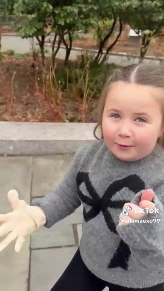 And her final outing was to the Central Park Zoo❤️ #fyp#kidsbelike#zoo#animallovers#funnykids@