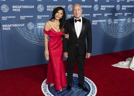 Who are Lauren Sanchez’s children? All about Ella, Evan and Nikko as Jeff Bezos' fiancé shares pic with kids