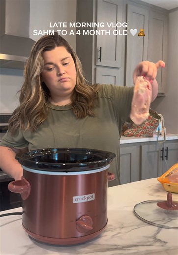 Happy Monday for New Moms: First-Time SAHM Tips