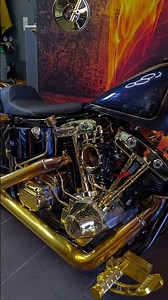 👑 Another glimpse at Fatboyzcustom's HD FX Shovelhead 1978 👑