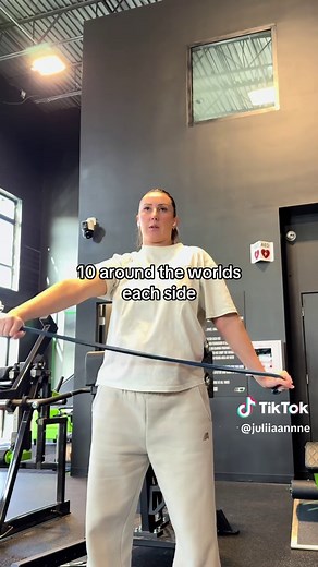 Quick Upper Body Warm-Up Routine for Enhanced Mobility