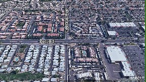 Body-cam shows Phoenix officer shooting, killing man who reached for gun (video) - ItemFix