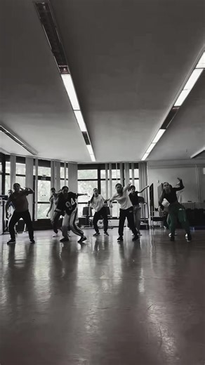 Rythmic Squad Dance Trend Showcase