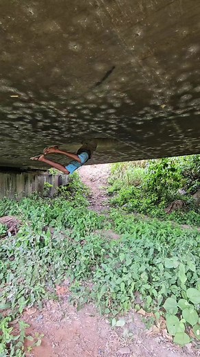 Explorando a Bate Caverna do Batman