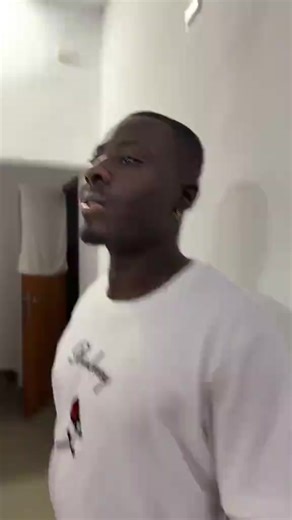 Trop tard pour echouer. Commissaire 5500 fort