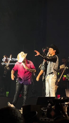 El Guerri y Grupo Firme en Concierto en Guatemala