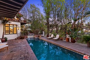 2729 Nichols Canyon Rd, Los Angeles, CA 90046 - MLS 21-690998 - Coldwell Banker