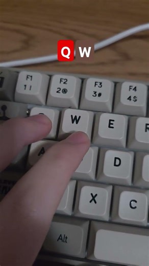 Outemu Brown vs Outemu Red sound test part 2 #shorts #keyboard #keyboardswitches #switches #outemu