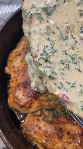 Creamy Spinach Stuffed Chicken #stuffedchicken #quickrecipes #eatwitzo | Stuffed Chicken