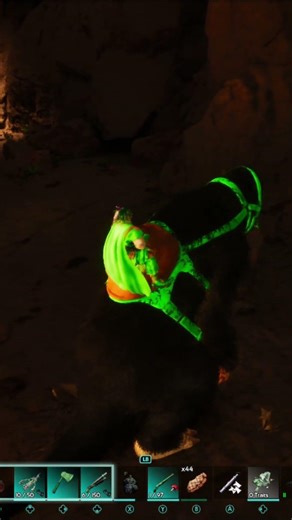 Megatherium Are Great Caving Dino's #gamergamer #arksurvivalevolved #arksurvivalascended #blackpearl