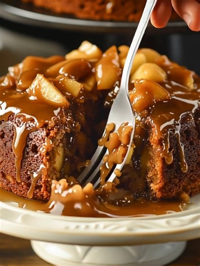 62K views · 429 reactions | Sticky Toffee Apple Cake Ingredients: 2 cups all-purpose flour 1 teaspoon baking powder 1 teaspoon baking soda 1/2 teaspoon salt 1 teaspoon ground cinnamon ...... Full Recipe in Coʍmеոτ  | The Saucy Plate | Facebook