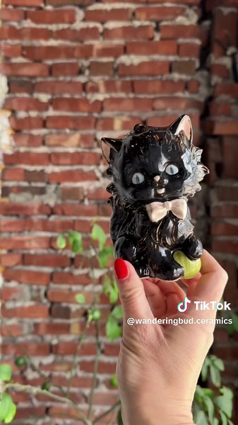 NEW DESIGN 🐈‍⬛ limited edition Cat J Bubs are here on 10/17 at 10am CST Just like our new Berry Bub, these cats are cast from a vintage plaster mold and modified to function for gardening purposes. We’ve had a lot of fun working out the function and glaze on this form!