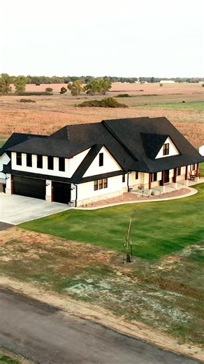 Every detail built with care and character. Southwest Oklahoma roots. Modern farmhouse charm. Built by🏡 Tanner J Construction LLC ☎️ 580-481-0994#TannerJConstruction #SouthwestOklahomaHomes #OklahomaBuilder #NewHomeConstruction #CustomHomeBuilder #DreamHome #ModernFarmhouse #QualityCraftsmanship #HomeBuildersOfOklahoma #BuiltToLast | Tanner J Construction LLC