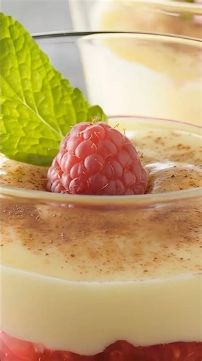 Raspberry Rhubarb Tiramisu 😍
