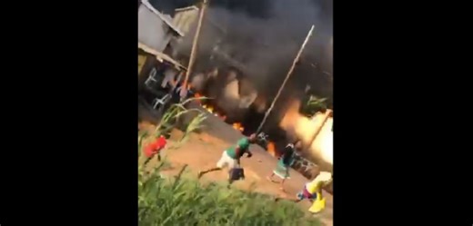 Explosion d'un camion rempli d'essence à Yaoundé, tout le Cameroun sous le choc