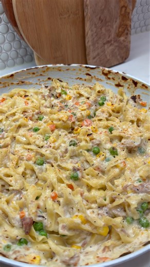 Homemade Tuna Helper Creamy Pasta #tuna #copycat #comfortfood #kidfriendly #easyrecipe