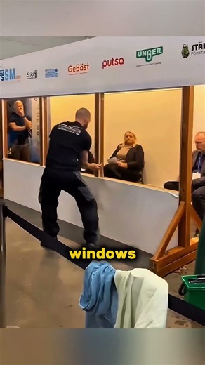 20 Seconds, 3 Windows… This Guy Cleans Like a Machine! #shortvideo