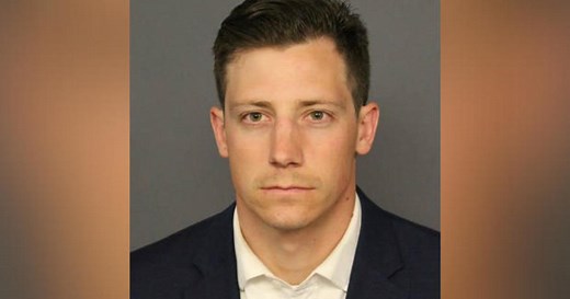 FBI agent's gun goes off in club