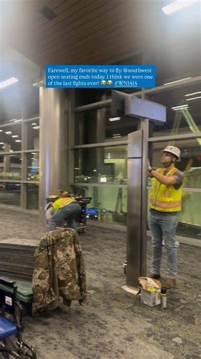END OF AN ERA! ✈️💙 As of Tuesday, Southwest Airlines officially ended open seating after 54 years and moving to assigned seats. The Dallas-based airline says the change comes as it faces pressure to boost revenue. Passenger Emily Hanks captured this moment as crews removed the iconic Southwest boarding gate number posts. “Farewell, my favorite way to fly,” she wrote. 🔗 Details: https://www.cnbc.com/2026/01/28/southwest-airlines-ends-open-seating.html 📹: Emily Hanks | John-Carlos Estrada CBS A