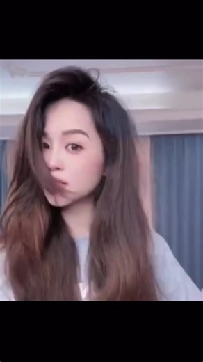 Style your hair anytime, anywhere ✨ USB rechargeable wireless straightening comb for smooth, shiny hair. Get yours here 👇 https://a.aliexpress.com/_c3CfWidz #GizmoNest #HairStraightener #WirelessHairBrush #TravelBeauty #MiniHairStraightener