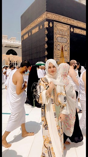 6.7K views · 755 reactions | From the Memories umrah 2022❤️ Ramadan Mubarak ❤️ | Dr Aisha Humaira | Facebook