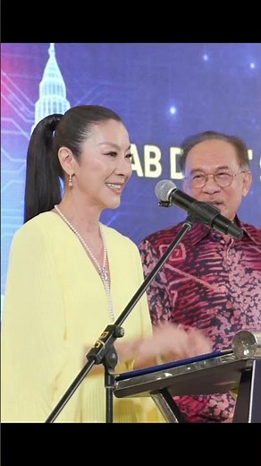 Michelle Yeoh’s Wicked Turn: A Moment of Theatre and Meaning on Malaysia’s Stage