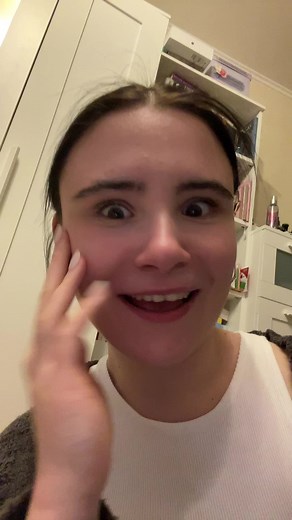 Understanding Basic Sign Language in Everyday Settings