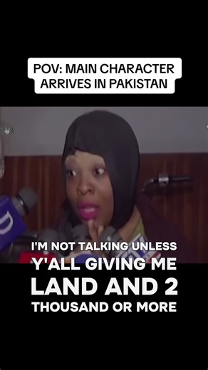 POV: the internet discovers Onijah Robinson and immediately loses its mind 🤯🫶🏼 An American woman books a flight, lands in Pakistan, and suddenly TikTok is in full “wait… WHAT?” mode. Culture clash, viral interviews, confusing backstories, accents switching, main-character energy turned up to 100, and the timeline absolutely spiralling trying to piece it together 😭✈️ Is it confidence? Is it chaos? Is it delusion? Or is she simply living her truth louder than the rest of us ever could? Either 