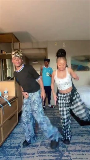 ASIWAFUNI DANCE CHALLENGE 2026 🔥 BENZOO & OFFICIXL RSA TIKTOK AMAPIANO TUTORIAL