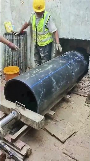 The process of underground water pipe jacking construction