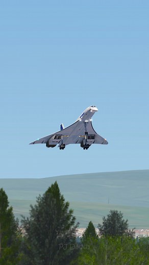 3.7M views · 55K reactions | Concorde Aircraft A Supersonic Jet Landing | PJ Daddy | Facebook