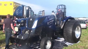 33 reactions | Warm Up Blue Wendelin 2.0 @ Tractor Pulling Edewecht 2019 Video by Peter Pröbsting | Tractor Pulling Fotos and Videos | Facebook